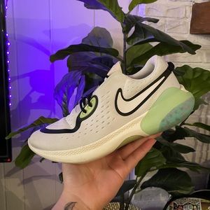 Nike Joyride Dual Run